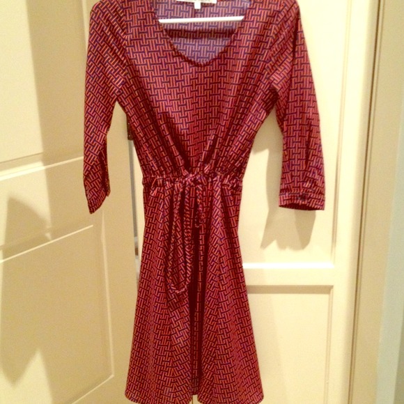 Collective Concepts navy/coral geometric dress