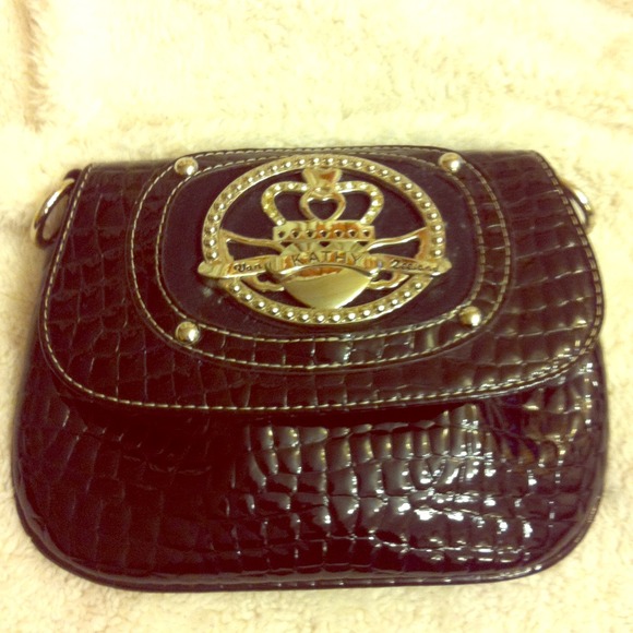 Kathy van Zealand clutch