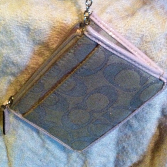 🌟AUTHENTIC COACH WALLET🌟 beige & pink sparkly!!! - Picture 3 of 4