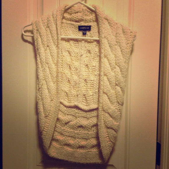 Sweater vest