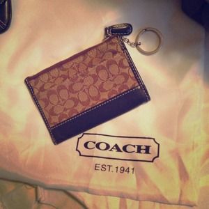 Coach key chain coin purse