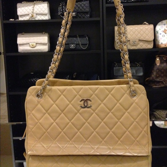 SOLD "Authentic" Chanel Purse