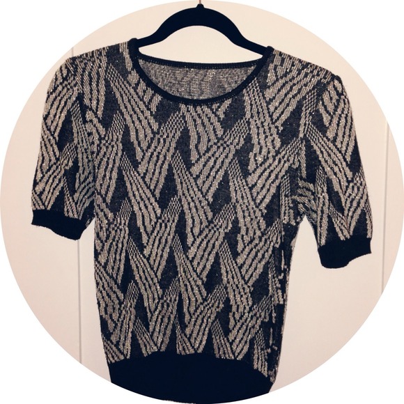 🚫SOLD🚫Vintage short sleeve top