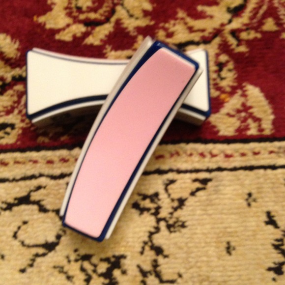 🌺SOLD🌺Triple - milled bath soap & nail files - Picture 4 of 4