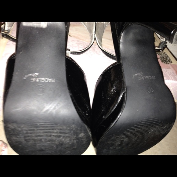 Peep toe heel - Picture 3 of 4