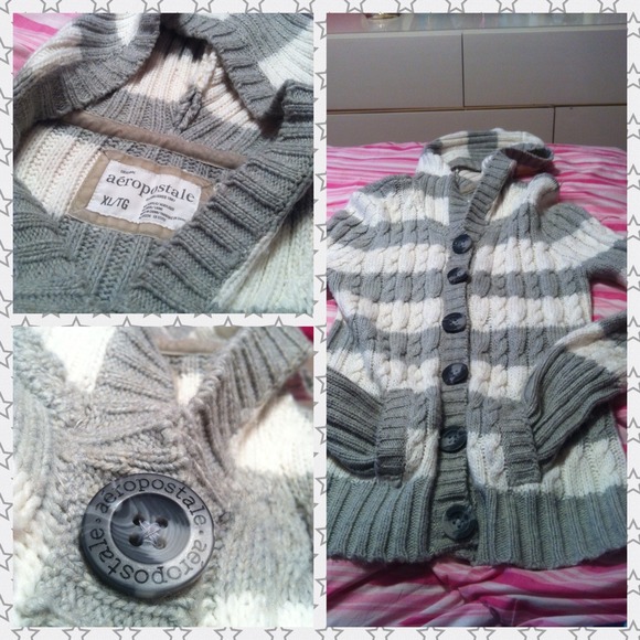 Aeropostale xl sweater & jean bundle