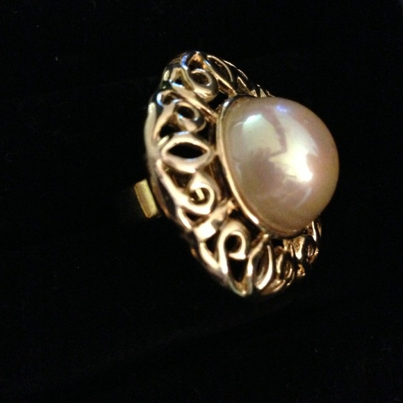 Vintage Brooch Turned Statement Ring - Picture 4 of 4