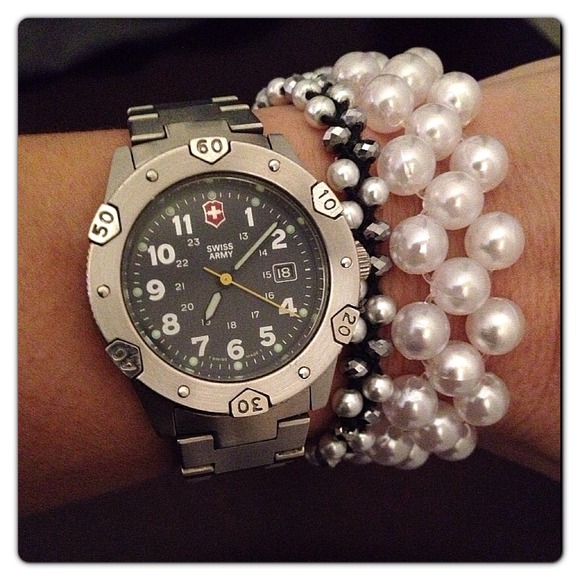 โป Traded w/Connie ๐Swiss Army Diver 500 Series - Picture 3 of 4