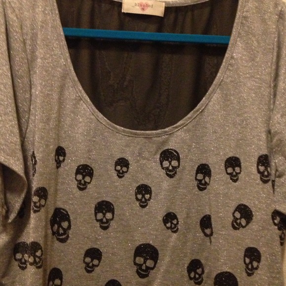 Tops - Scull blouse TRADED.