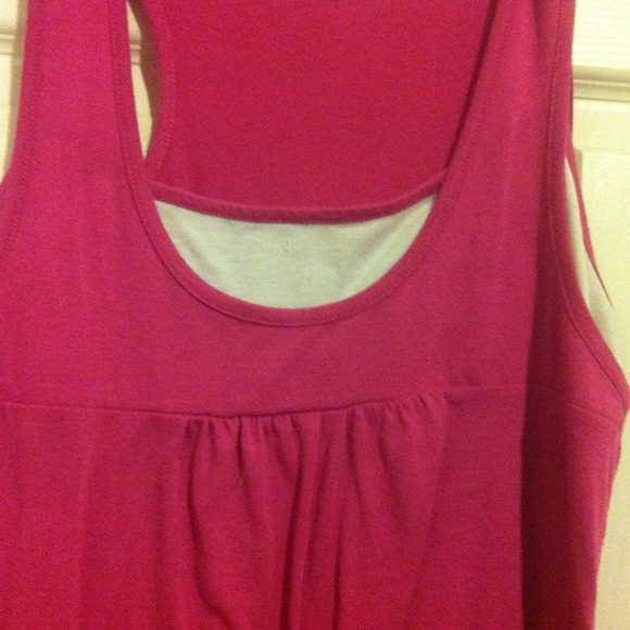 Pink & white tank top. - Picture 2 of 3