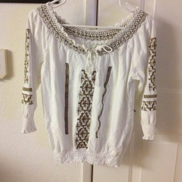 Aztec off the shoulder top