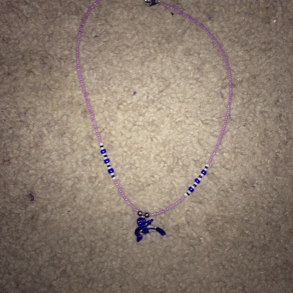 NWOT! Dolphin necklace