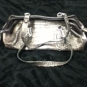 Worthington purse
