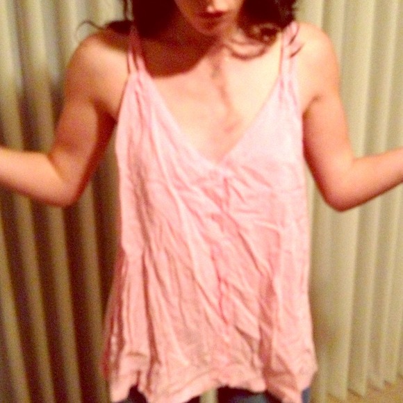 ❌Sold Beautiful pink tank top with buttons