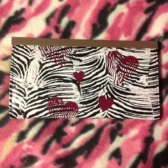 Rue 21 Zebra With Pink Hearts Wallet - Picture 2 of 3