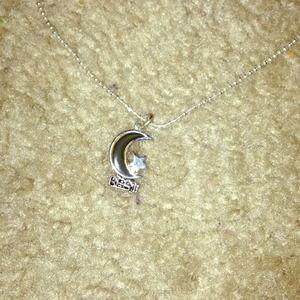 Mood changing best necklace (half of best friends)