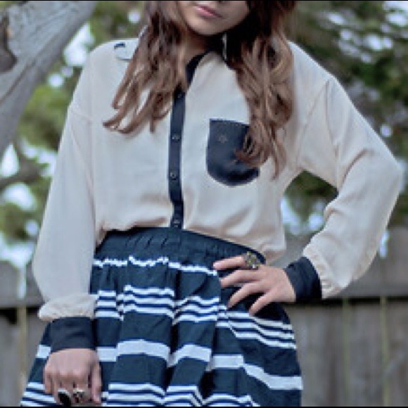 Tops - 🚫SOLD🚫 Beige Scallop Collar Long Sleeve Shirt Tops - 🚫SOLD🚫 Beige Scallop Collar Long Sleeve Shirt
