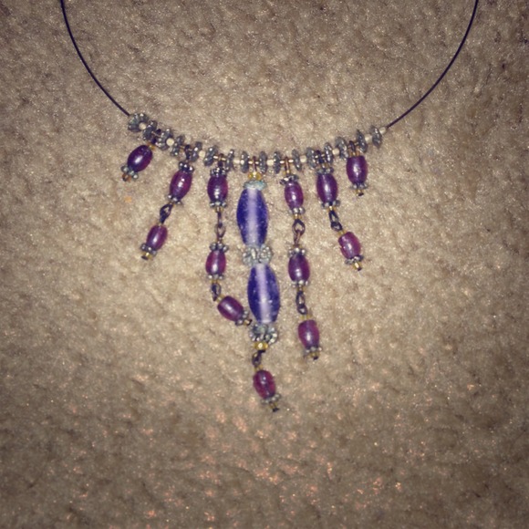 Purple and silver necklace. NWOT❗❗
