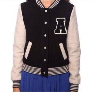Forever 21 Jackets & Coats - 🚫SOLD🚫FOREVER21 Wool Blend Varsity Jacket Forever 21 Jackets & Coats - 🚫SOLD🚫FOREVER21 Wool Blend Varsity Jacket
