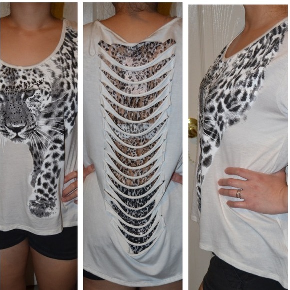 Cheetah High-low top with lace