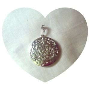 ❌SOLD❌Moon & stars pendant