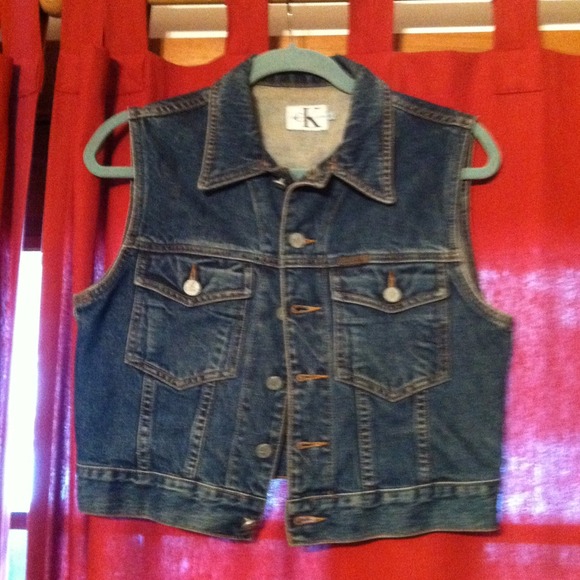 Cropped Calvin Klein denim vest