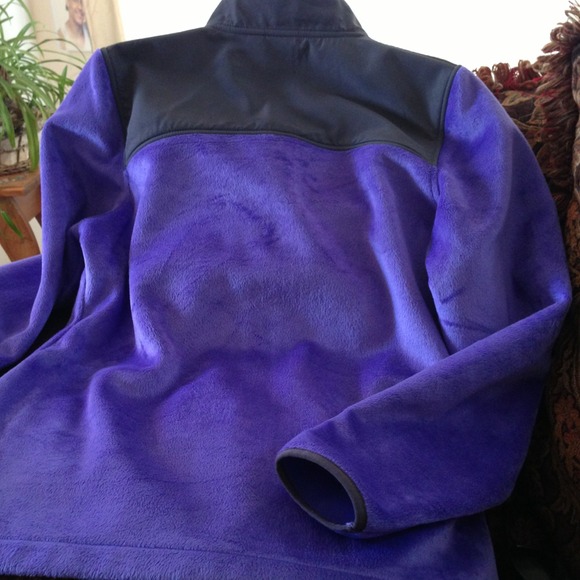 💜BRAND NEW💜Fila velour jacket💜🚨reduced!!🚨 - Picture 4 of 4