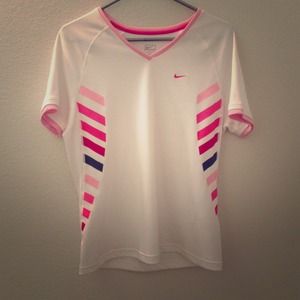 Nike performance workout top