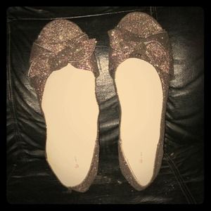 Peep toe glitter flats