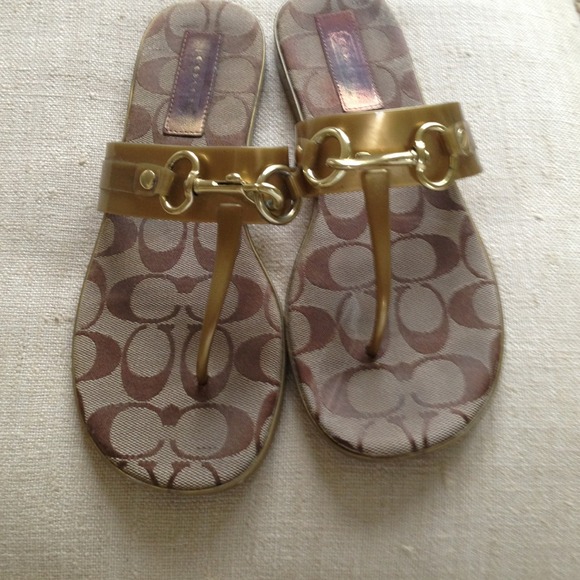 SOLD COACH Thong/ BUNDLE SOLD