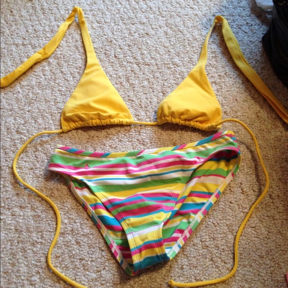 Cute mismatched bikini