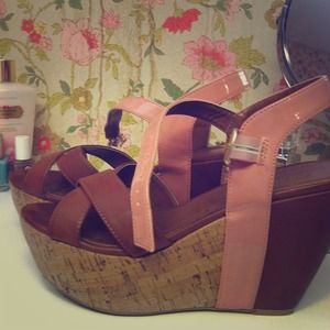 Chinese laundry wedges