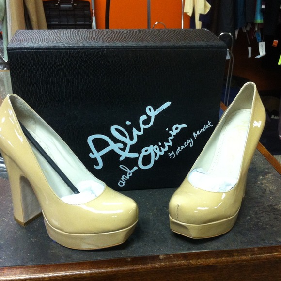 Alice & Olivia shoes