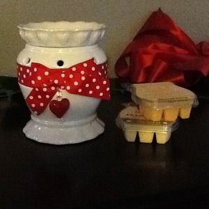 (REDUCED)Scentsy warmer