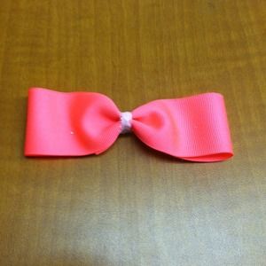 Hair bow