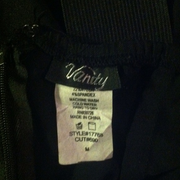 Black Vanity tube top - Picture 3 of 3