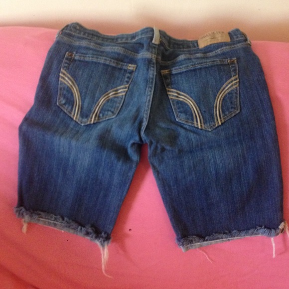 Hollister capris - Picture 2 of 2