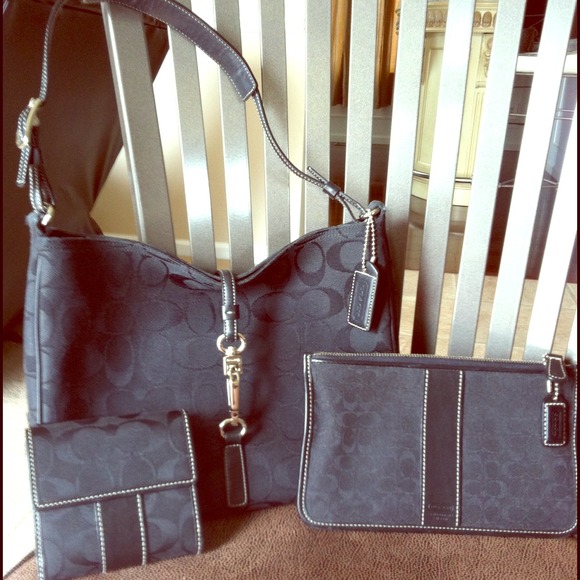 Coach 🌟SOLD🌟