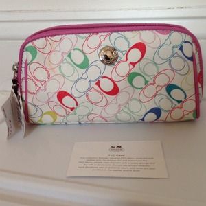 Coach makeup case