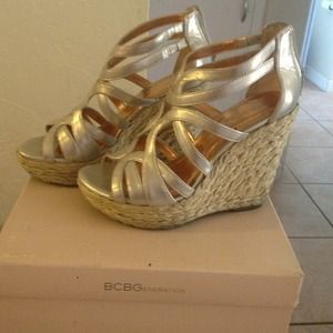 Bcbg generation wedges