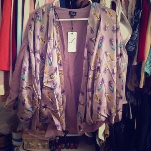 💢SOLD💢New lavender feather cardigan