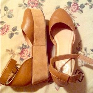 🌸RESERVED🌸 Ecote Tan Flatforms