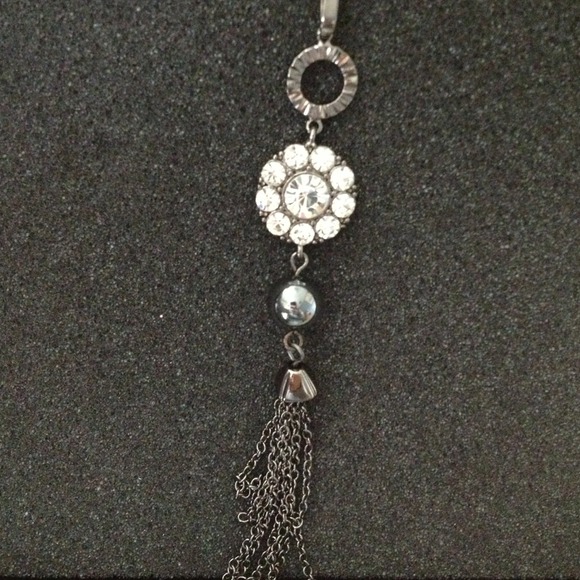 Necklace - Picture 2 of 3