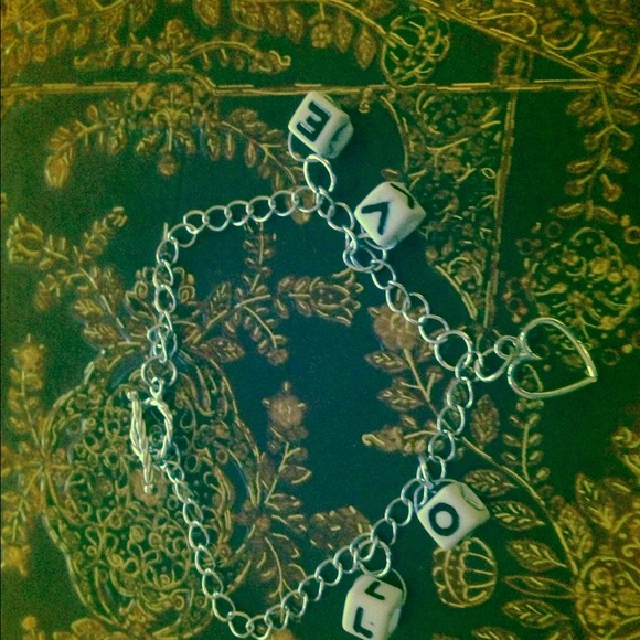 Love me charm bracelet