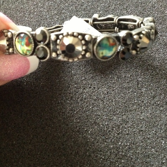 Bracelet - Picture 2 of 2
