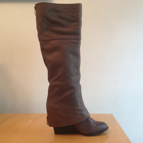 BUNDLED! Gorgeous Vince Camuto boots + 2