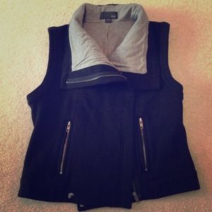 XX 21 Forever Black vest   🚫JUST REDUCED!!!!!🚫