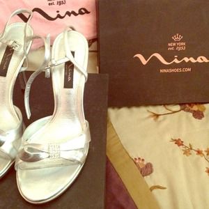 Beautiful evening shoes! NEGOTIABLE!!!