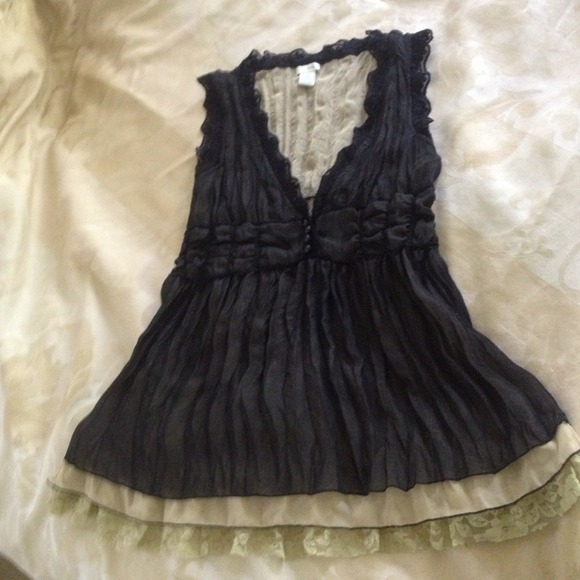 Anthropgy Odille size 4 sleeveless top.