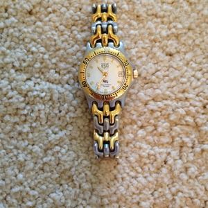 Esquire Swiss bracelet watch